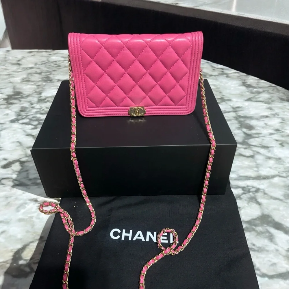 Pink CHANEL Boy Wallet On Chain (WOC)